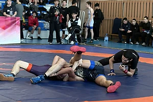 В Петропавловске прошёл чемпионат области по вольной борьбе среди юношей и девушек