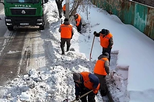 Петропавлда тұрғындарды су басудан қорғау үшін жаңбыр суы желілерін тазалау жүргізілуде