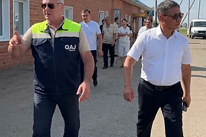 В сёлах Келлеровка и Красная Поляна СКО проверили ход работ по благоустройству