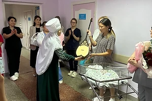 В Петропавловске Национальный день домбры начался с самого трогательного события – рождения первого малыша праздника