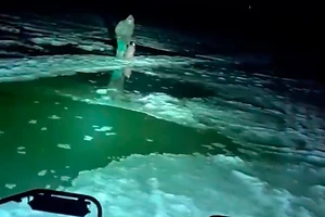 В Петропавловске спасли мужчину, провалившегося под лёд на реке Есиль