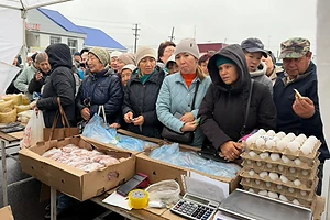 Осенний урожай на прилавках: в районе Магжана Жумабаева прошла масштабная сельскохозяйственная ярмарка