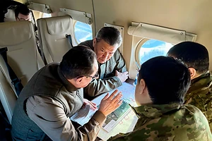 СҚО әкімі әуеден су тасқыны жағдайын бақылап шықты