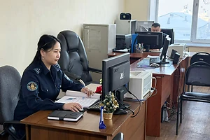 Вместо колючей проволоки электронные браслеты и Face ID контролируют более 70 осуждённых в Петропавловске