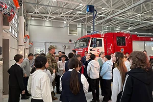 В Петропавловске прошла акция «Будни спасателя»: школьникам показали работу полиции и пожарных изнутри