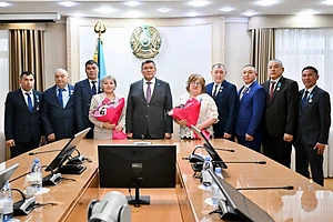 Указом Главы государства в СКО орденами и медалями наградили представителей рабочих профессий