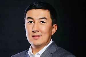 Сырымбек Тау Қазақстанның болашағы әр азаматтың бүгінгі ісіне байланысты екенін айтты