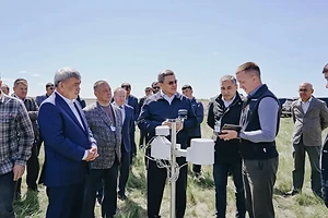 СҚО әкімі Қызылжар ауданына сапары барысында егіс науқаны мен бірқатар жобалардың жүзеге асу барысымен танысты