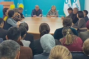 Жителям села Кишкенеколь Уалихановского района СКО рассказали о ключевых положениях проекта новой Конституции РК