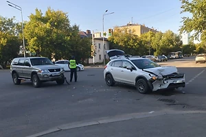 Subaru и Mitsubishi не поделили перекресток в Петропавловске