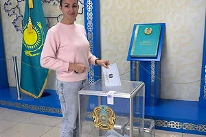 Известная североказахстанская спортсменка Ирина Эктова проголосовала на выборах депутатов Курултая РК