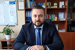 «Отец был для меня образцом настоящего педагога»: учитель истории из Петропавловска Игорь Гавриков продолжил дело отца и уже 10 лет помогает школьникам не только узнавать прошлое, но и находить свои жизненные ориентиры