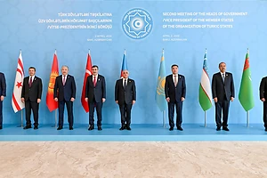 Премьер-министр РК Олжас Бектенов принял участие во встрече глав правительств стран-участниц Организации тюркских государств в Баку
