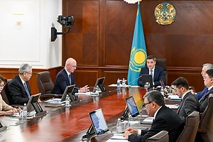 Олжас Бектенов мемлекеттік органдарға ҚР Конституциясын түсіндіру жөніндегі іс-шаралар жоспарын жүзеге асыруды тапсырды